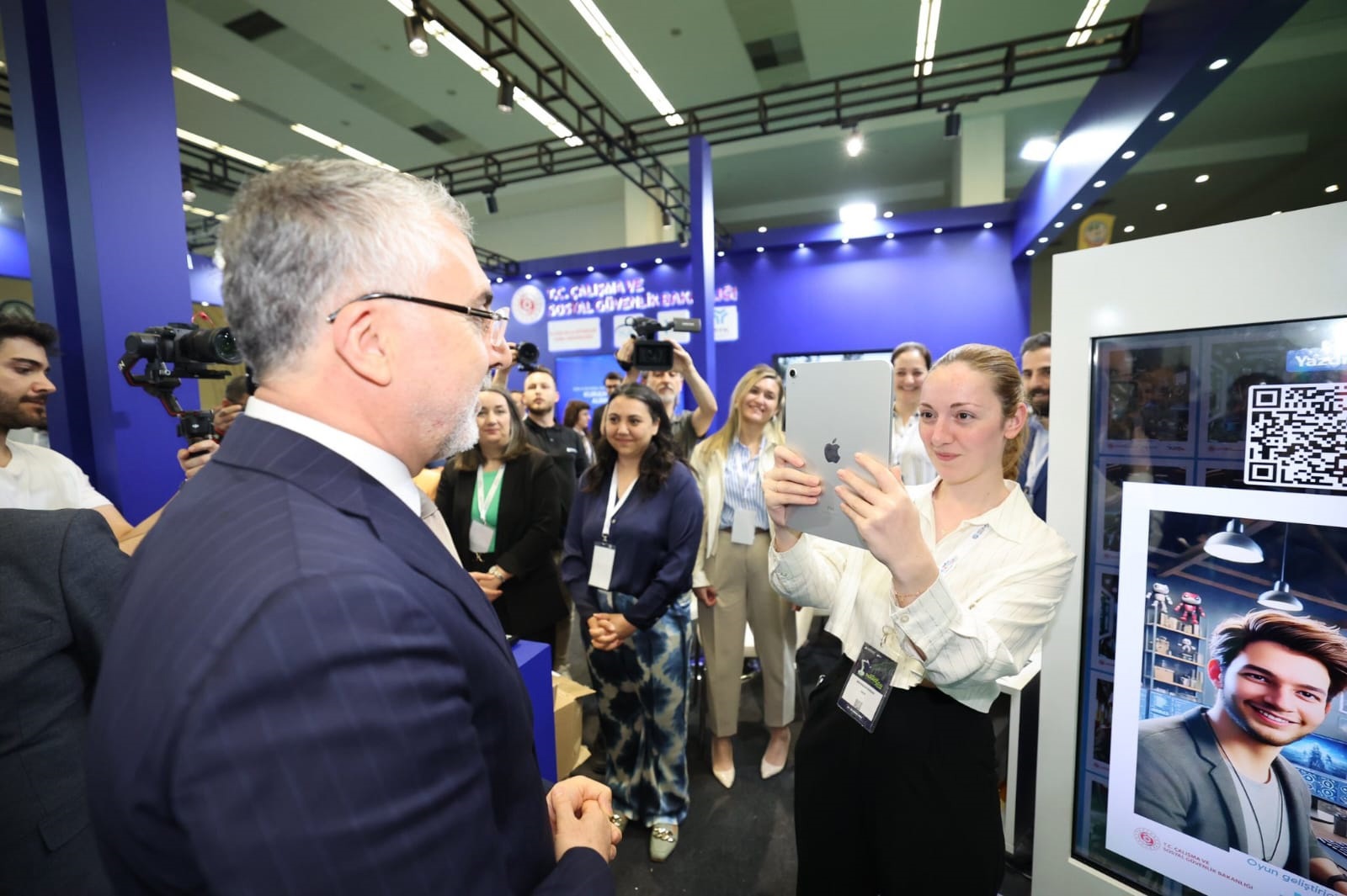 Bakan Işıkhan, 7. Verimlilik ve Teknoloji Fuarı’nı Ziyaret Etti